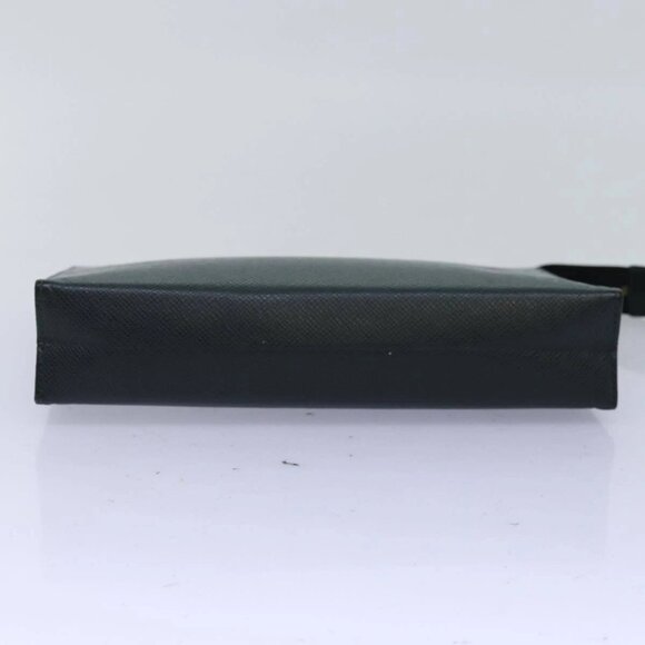 LOUIS VUITTON Taiga Pochette Voyage MM Clutch Bag Epicea LV Auth 75171 - Picture 6 of 16